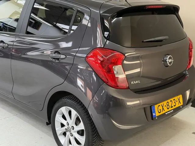 Opel KARL 1.0 Cosmo, 75Pk, 2015, 2015 Benzine 25