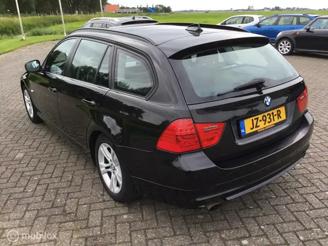BMW 3 Serie Touring 318i Automaat 2012 Benzine 7