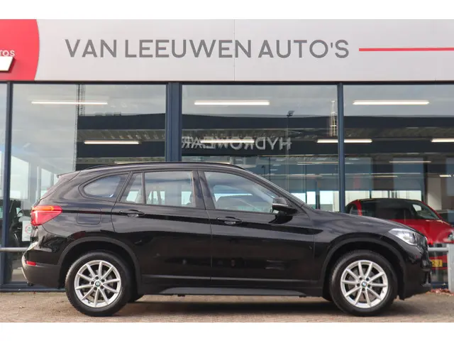 BMW X1 sDrive18i High Executive 2019 Benzine 8