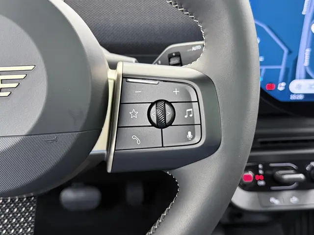 MINI Aceman Mini E Classic L 42.5 kWh 2025 Elektrisch 25