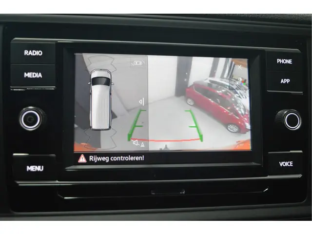 Volkswagen Crafter 35 2.0 TDI L3H3 Highline 2021 Diesel 13