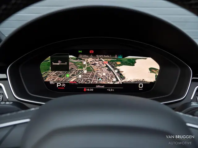 Audi A4 Avant 40 TFSI quattro S-Line 2024 Benzine 41