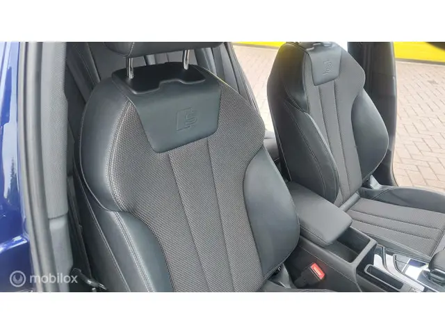 Audi A4 Avant 35 TFSI S edition 2022 Benzine 17