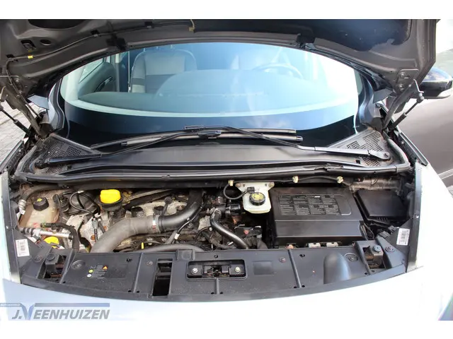 Renault Scénic 1.2 TCe Bose 2015 Benzine 21