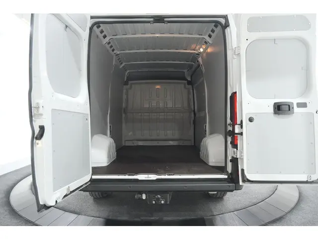 Citroën Jumper 2.2 BlueHDi 120 L2H2 3.0t 2023 Diesel 10