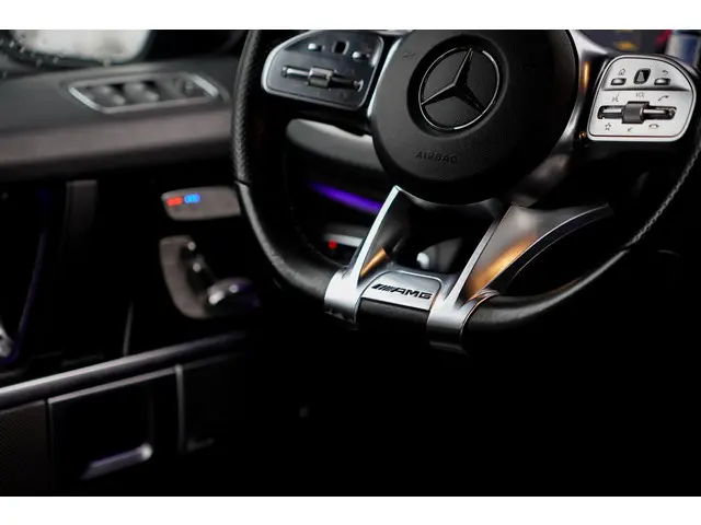 Mercedes-Benz G-Klasse 500 2018 Benzine 36