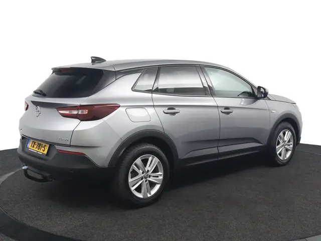 Opel Grandland X 2