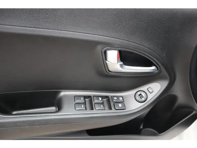 Kia Picanto 1.0 CVVT DESIGN EDITION 2013 Benzine 27