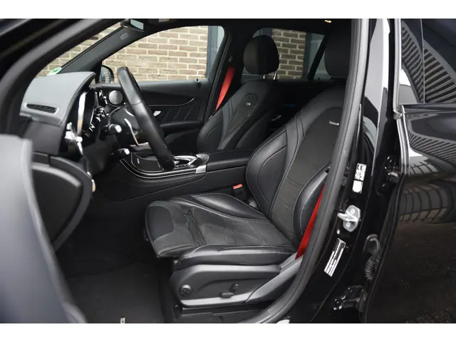 Mercedes-Benz GLC AMG 63 S 4MATIC+ 2018 Benzine 6