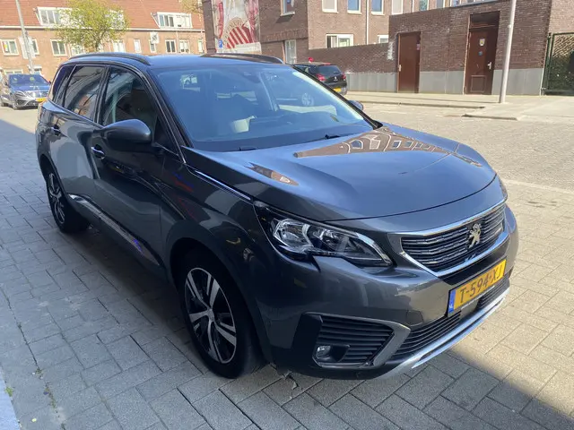 Peugeot 5008 1.2 PureTech Allure 2018 Benzine 5