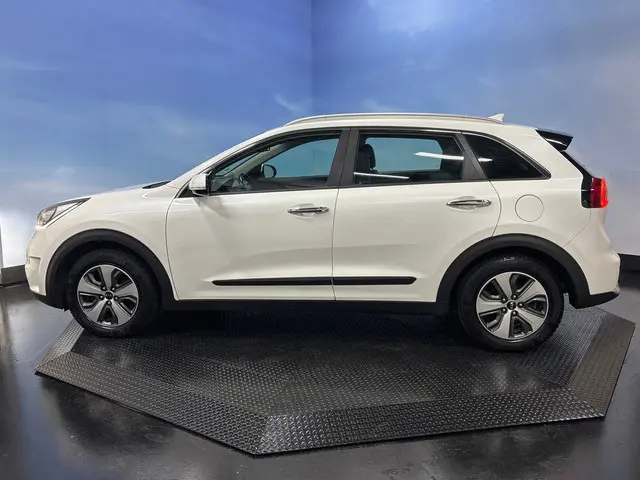Kia Niro 1.6 GDi Hybrid DynamicLine 2018 Hybride Benzine 2