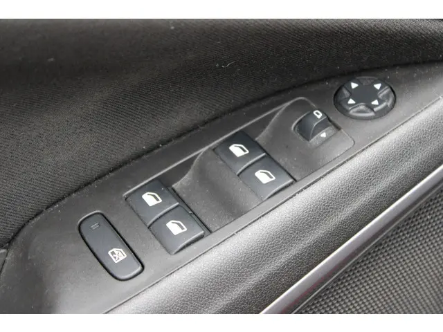 Opel Crossland 1.2 Turbo Business Edition 2021 Benzine 6