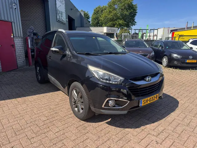 Hyundai ix35 1.6i GDI i-Vision 2015 Benzine 2