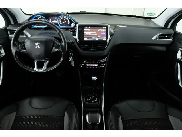 Peugeot 2008 3