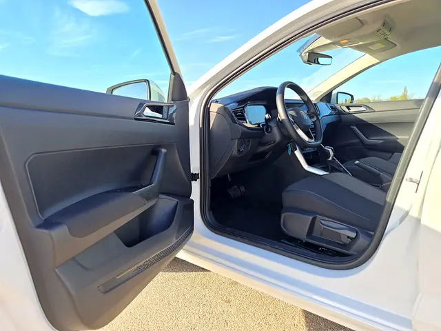 Volkswagen Polo 1.0 TSI Life Edition 2025 Benzine 18