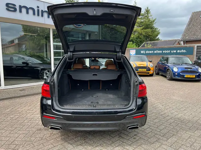 BMW 5 Serie Touring 520i High Executive 2018 Benzine 34