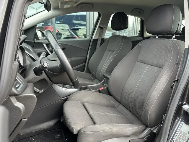 Opel Astra 1.4 Turbo Blitz 2015 Benzine 7