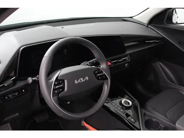 Kia Niro EV DynamicPlusLine 64.8 kWh 2024 Elektrisch 9