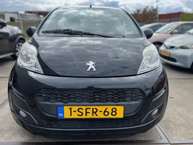 Peugeot 107 1.0 Active AIRCO -NAP 2013 Benzine 6
