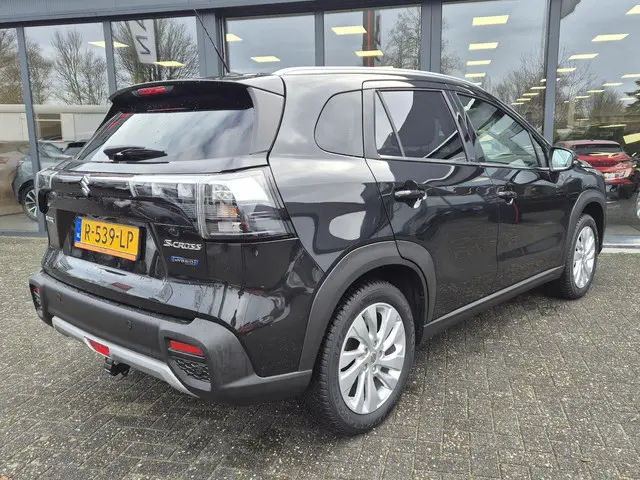 Suzuki S-Cross 2