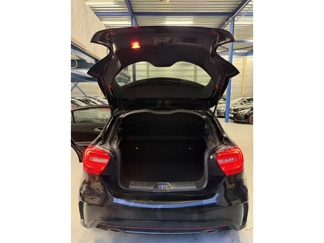Mercedes-Benz A-Klasse 250 Sport Prestige 2015 Benzine 49