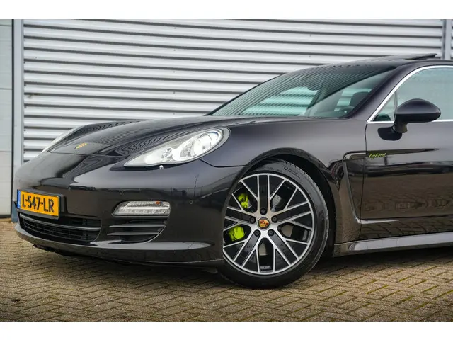 Porsche Panamera 3.0 S Hybrid 2012 Benzine 27