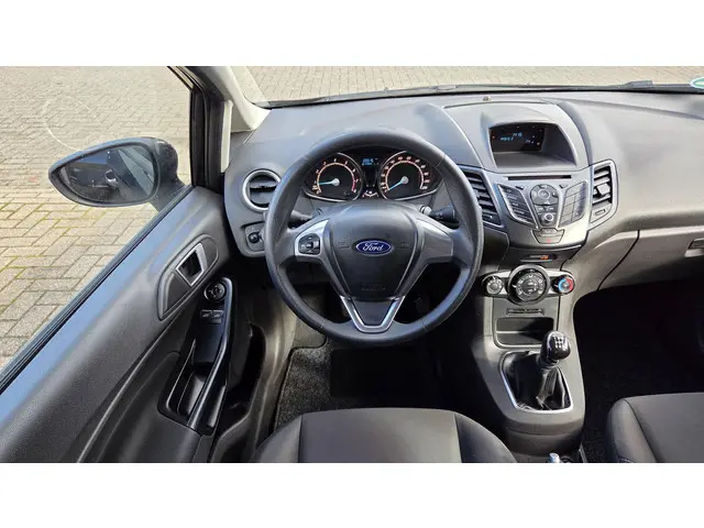 Ford Fiesta 1.25 Style 2015 Benzine 12