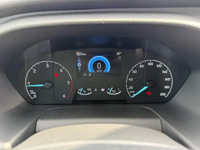 Ford Transit 350 2.0 TDCI L4H1 2024 Diesel 12