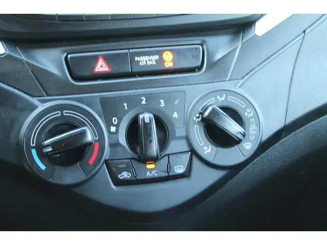 Suzuki Baleno 1.2 Exclusive 2016 Benzine 19