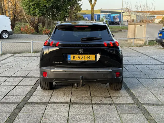 Peugeot e-2008 EV GT 50 kWh 2020 Elektrisch 5