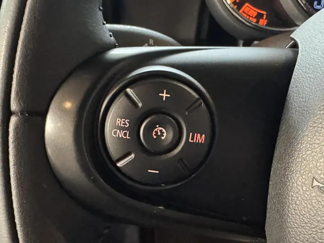 MINI One Mini 1.5 Chili 2020 Benzine 10