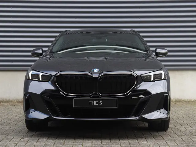 BMW 5 Serie Touring 550e 2026 Hybride Benzine 3