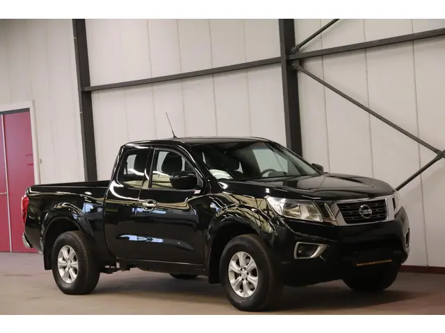 Nissan Navara 2.3 dCi PICK UP 4X4 2017 Diesel 12