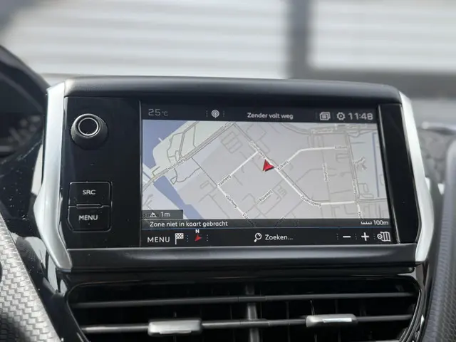 Peugeot 2008 1.2 PureTech Allure 2018 Benzine 13