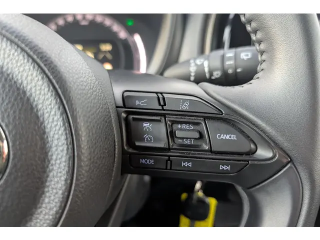 Toyota Aygo X 1.0 VVT-i MT Play 2024 Benzine 12