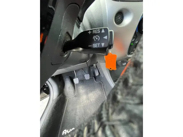 Toyota Aygo 1.0 VVT-i x-play | Org. NL auto 2016 Benzine 12