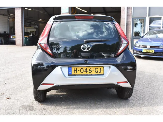 Toyota Aygo 1.0 VVT-i x-play 2020 Benzine 5