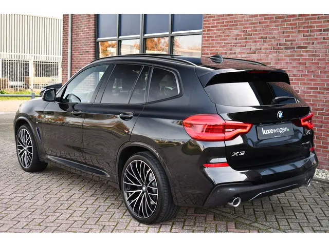 BMW X3 xDrive30i M-Sport 2018 Benzine 43