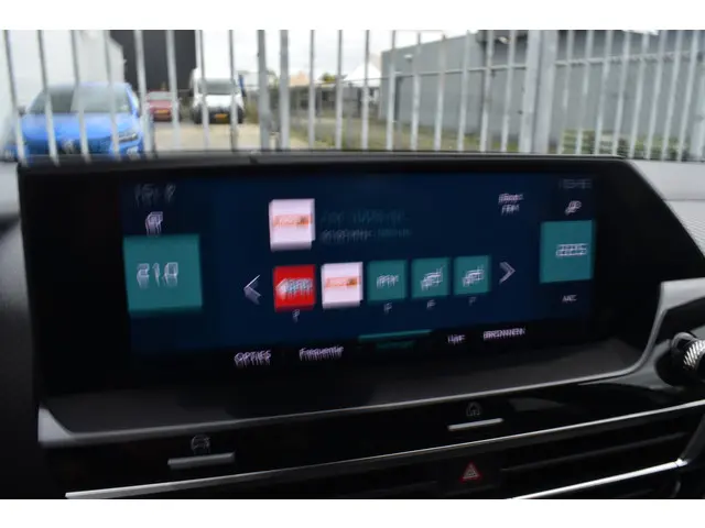 Citroën ë-C4 Shine 50 kWh 2021 Elektrisch 19