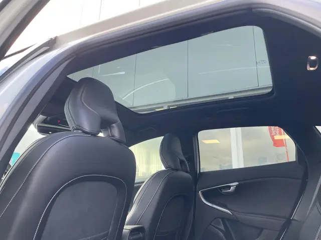 Volvo V40 1.5 T3 Polar+ Sport 2019 Benzine 14