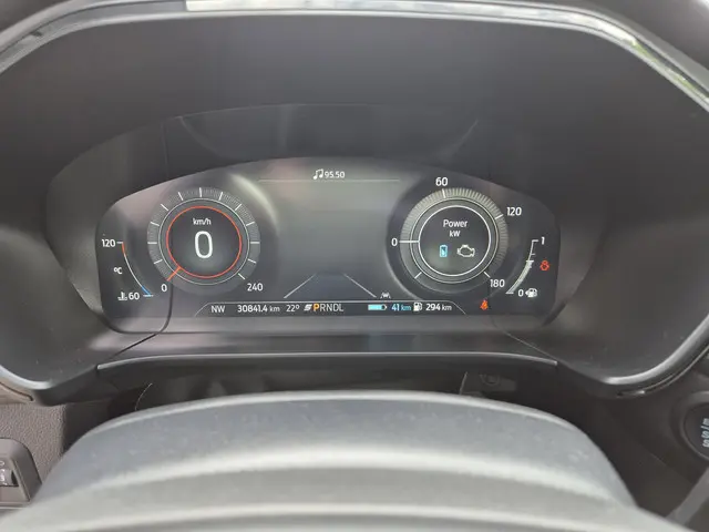 Ford Kuga 2.5 PHEV ST-Line 2024 Hybride Benzine 37