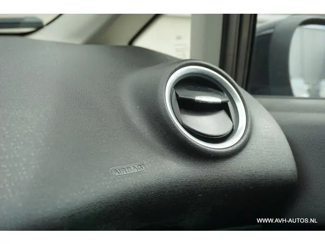 Ford Fiesta 1.25 2013 Benzine 19