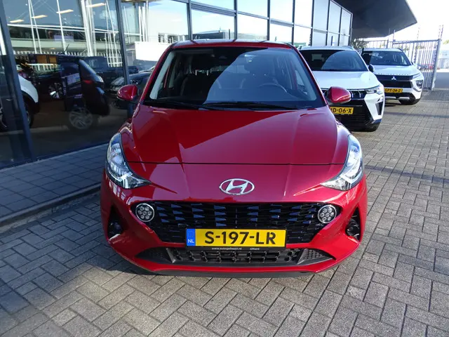 Hyundai i10 1.0 Comfort Smart 2023 Benzine 11