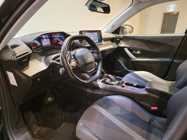 Peugeot 2008 1.2 PureTech Allure 2020 Benzine 13