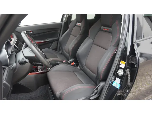 Suzuki Swift 1.4 Sport Smart Hybrid 2023 Benzine 10