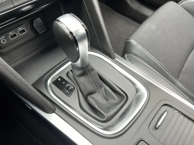 Renault Mégane 1.3 TCe 140 EDC Intens 2022 Benzine 25