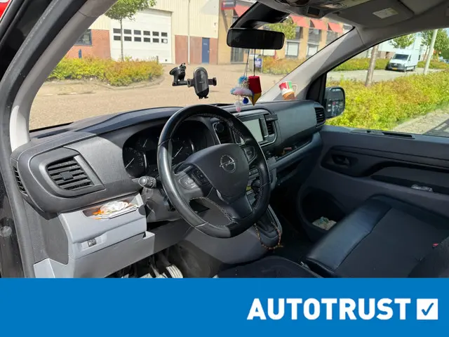 Opel Vivaro 1.5 CDTI L2H1 Innovation 2020 Diesel 14