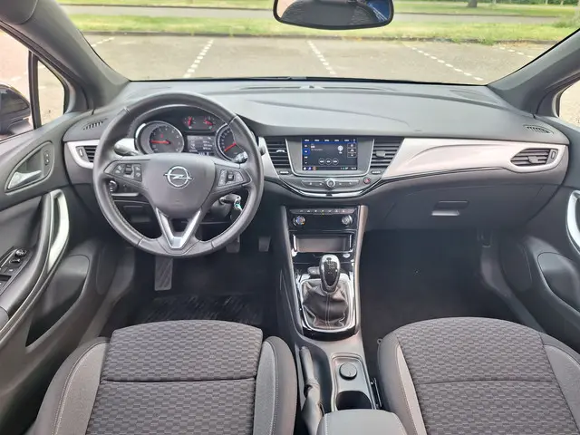 Opel Astra 2