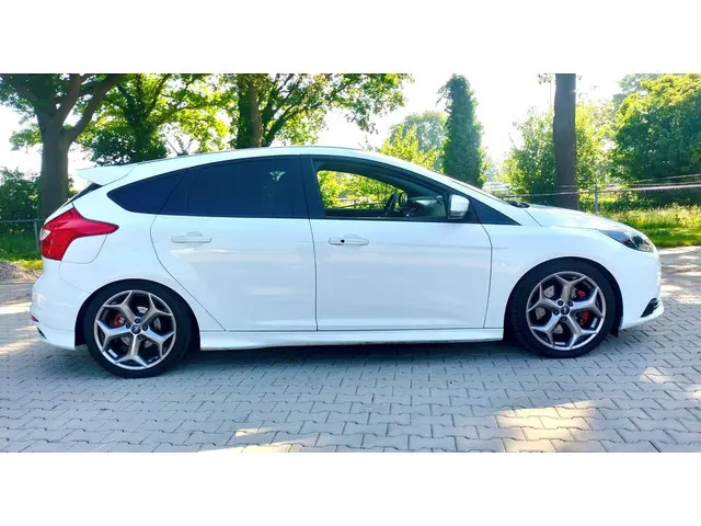 Ford Focus 2.0 EcoBoost ST-2 250PK Eibach 2013 Benzine 9