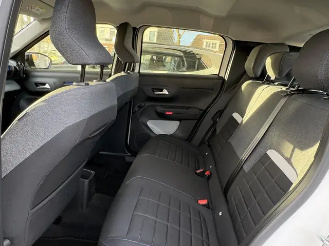 Citroën C3 1.2 Turbo 100pk Plus 2025 Benzine 20